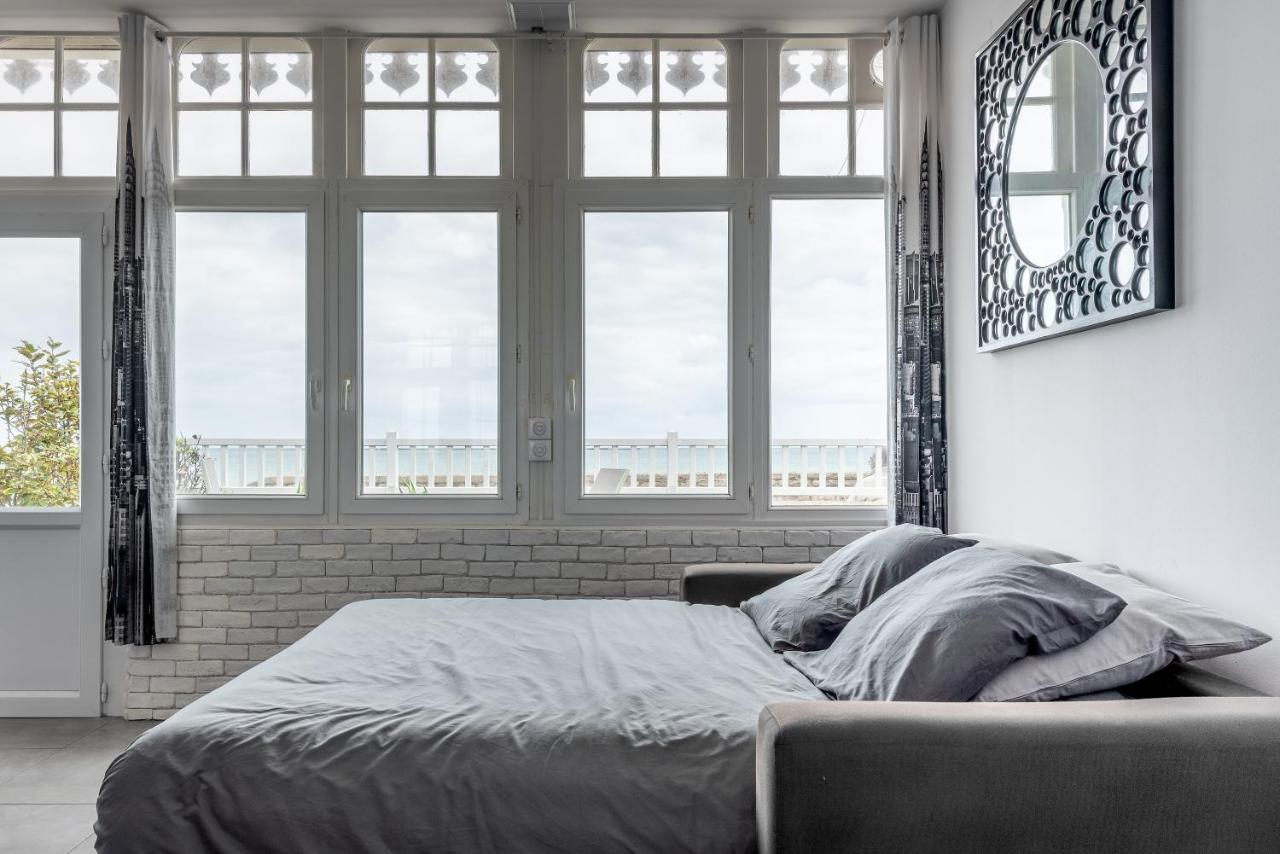 Appartement en front de mer avec terrasse et vue mer Arromanches-les-Bains Extérieur photo